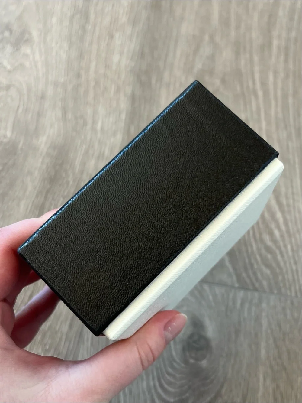 Chanel Box (BB76)